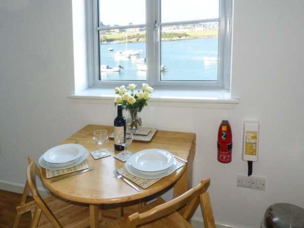 The Clamshell Apartment Isle of Whithorn Bagian luar foto